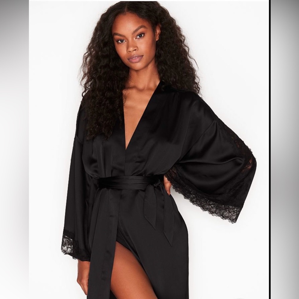 Victoria’s Secret Lace Insert Robe Black Very Sexy Satin Short Lingerie Cover up